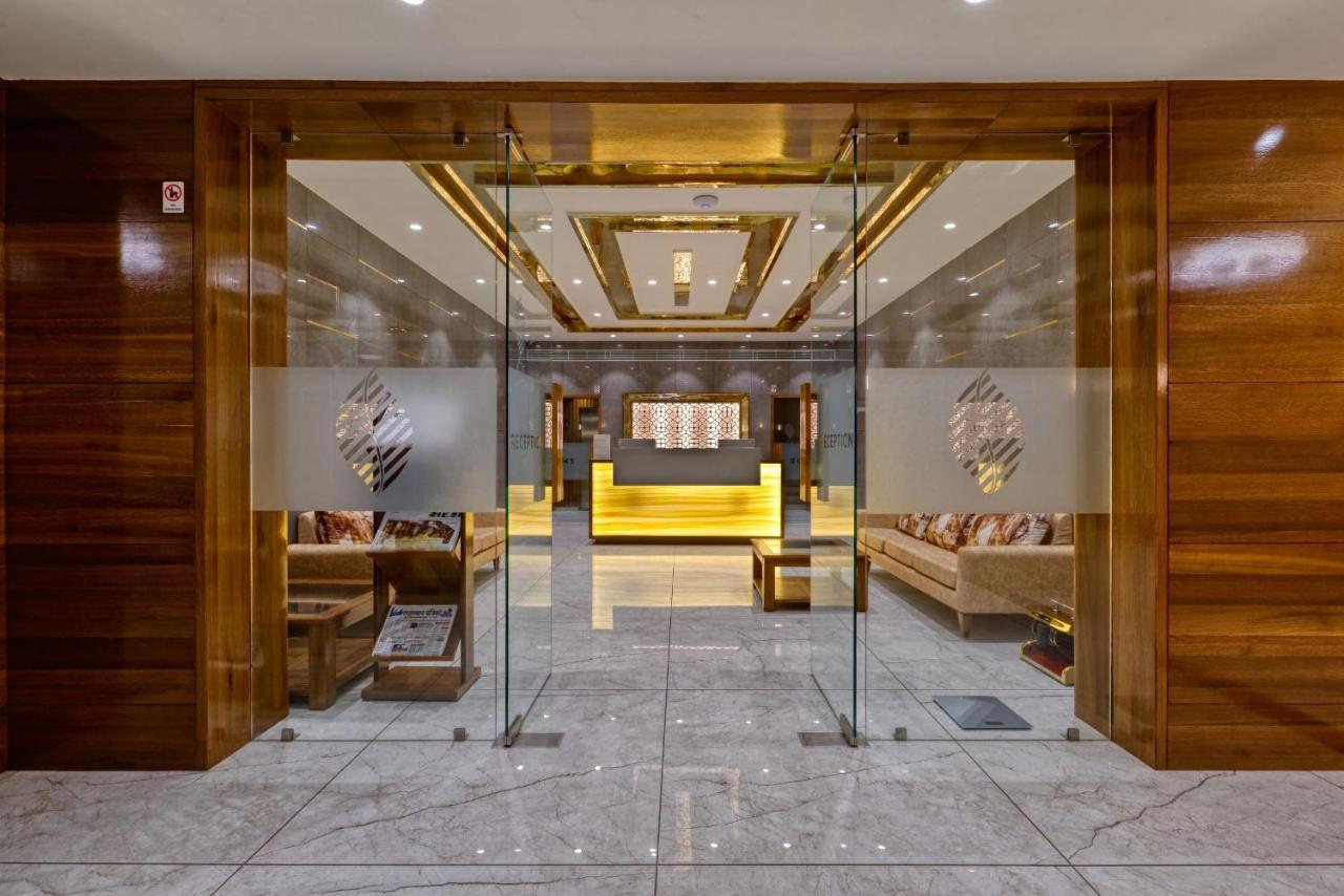 Hotel Flourish International أحمد أباد المظهر الخارجي الصورة
